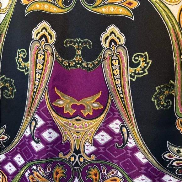 Vince Camuto Elegant Black and Purple Patterned Skirt - Picture 4 of 10